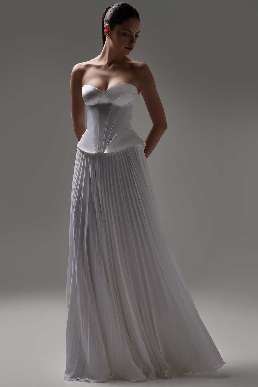 Chiffon Pleated Maxi Skirt Genevieve 14 US (46 EU) / Off-White Chiffon Pleated Maxi Skirt Genevieve 14 US (46 EU) / Off-White