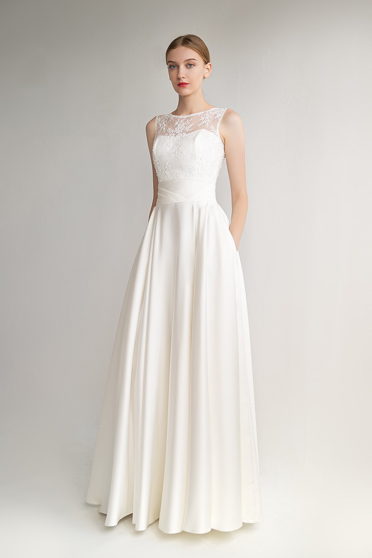 CLASSY SATIN BOAT NECK WEDDING DRESS FIONA CLASSY SATIN BOAT NECK WEDDING DRESS FIONA