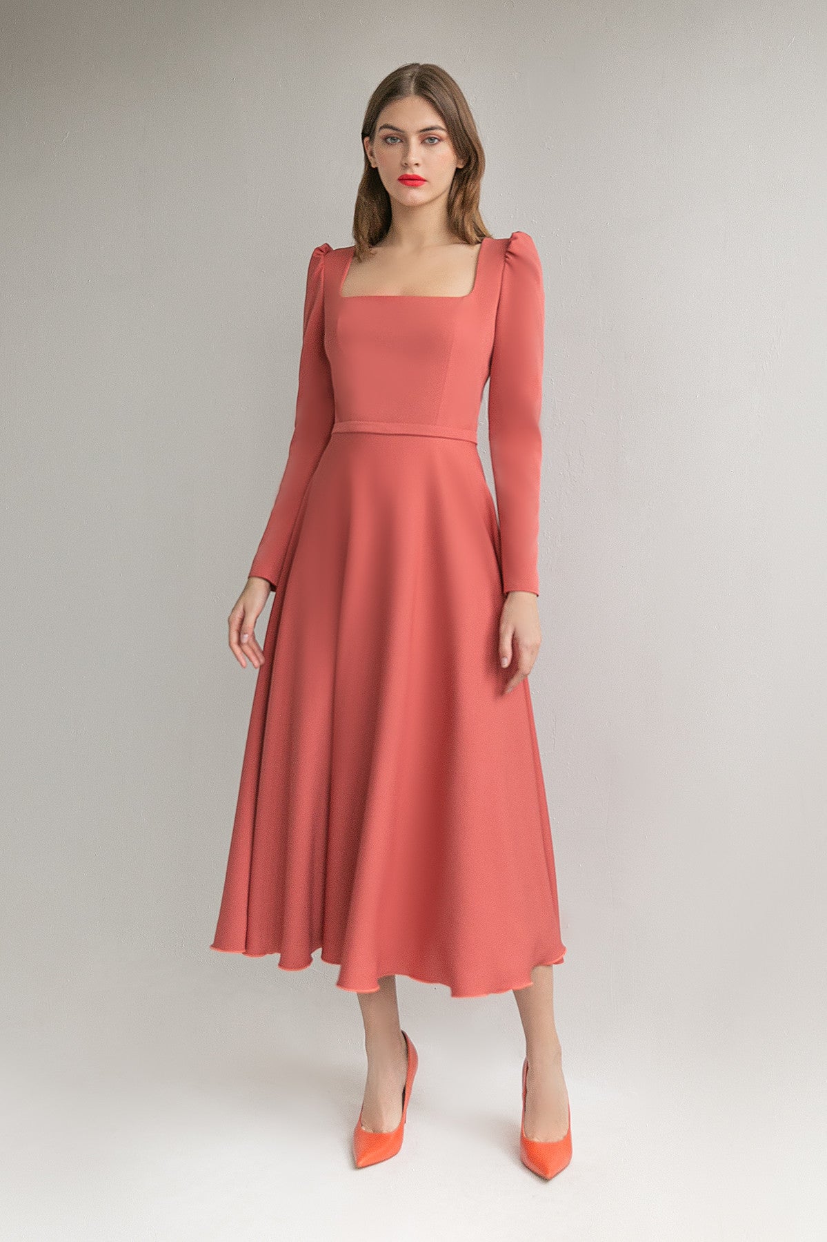 Formal Crepe Long Sleeve Tea Length Dress Camilla 16 US (48 EU) / Dusty rose Formal Crepe Long Sleeve Tea Length Dress Camilla 16 US (48 EU) / Dusty rose