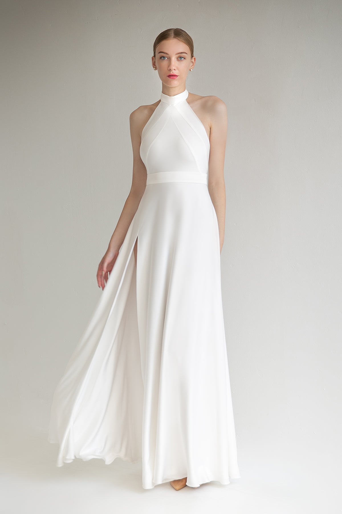 Silk Maxi Wedding Dress With Halter Neck Mary 8 US (40 EU) / Desert Silk Maxi Wedding Dress With Halter Neck Mary 8 US (40 EU) / Desert