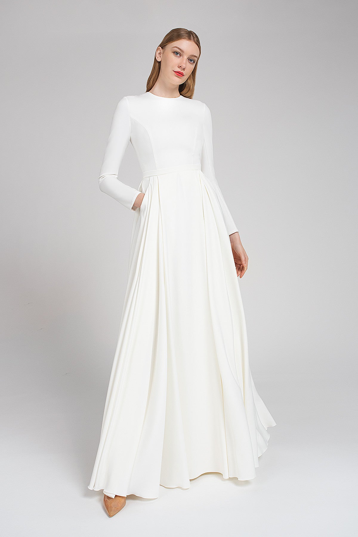 Minimalist Crepe Modest A-Line Long Sleeve Wedding Dress Debora Made to Order / Ivory / Custom (Plus Size) Minimalist Crepe Modest A-Line Long Sleeve Wedding Dress Debora Made to Order / Ivory / Custom (Plus Size)