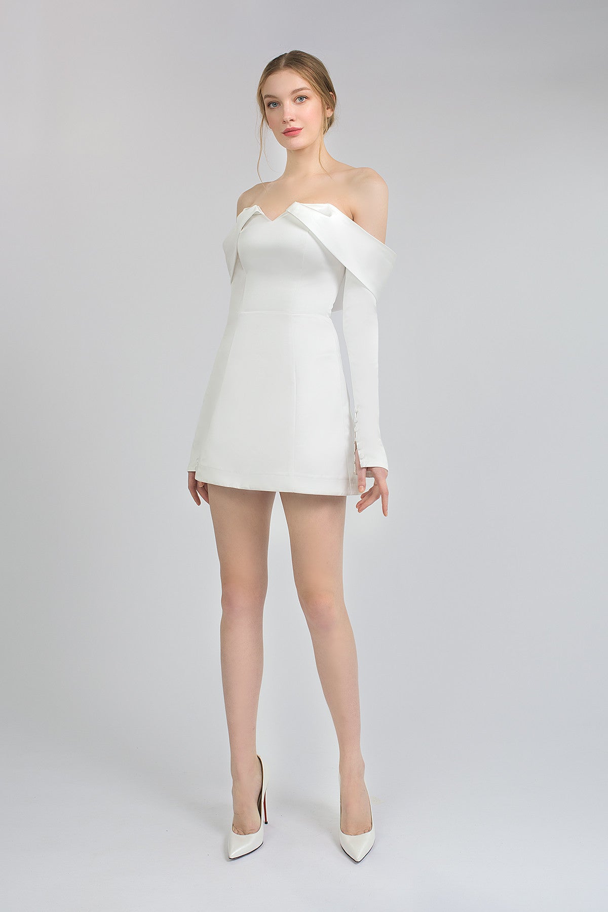 mini dress with detached sleeves Chic Strapless Short Mini Wedding Dress with Detachable Sleeves and Overskirt