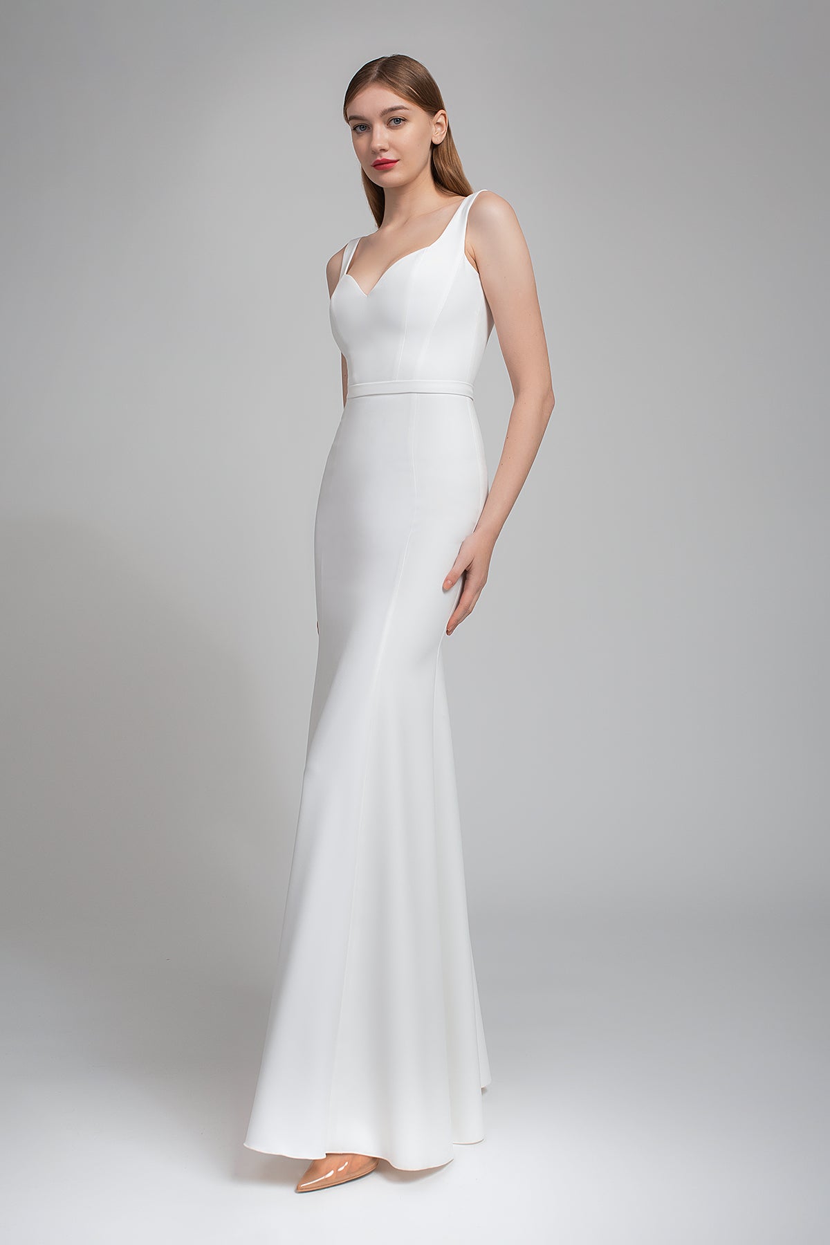 Fit & Flare Crepe Wedding Dress With Sweetheart Neckline Noel 0 US (32 EU) / White Fit & Flare Crepe Wedding Dress With Sweetheart Neckline Noel 0 US (32 EU) / White