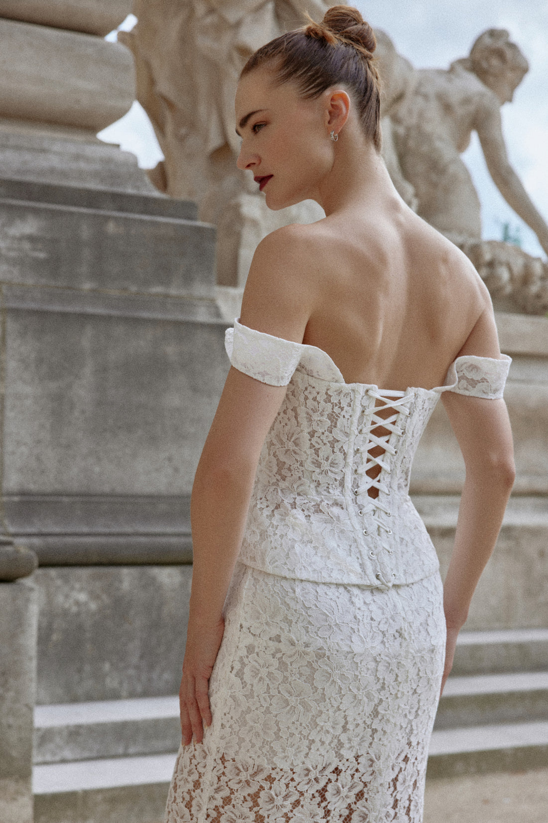 Off-Shoulder Lace Bridal Corset Pippa with Lace-Up Back