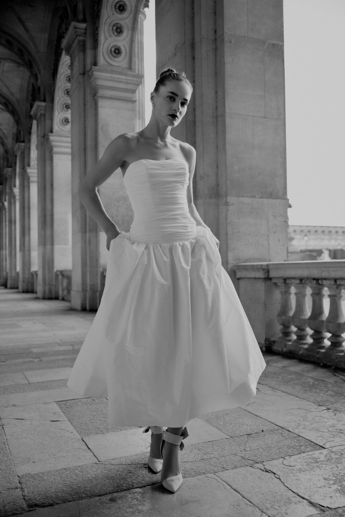 Strapless Taffeta Civil Wedding Dress Louise with Lace-Up Back | Tea Length Reception for Modern Brides