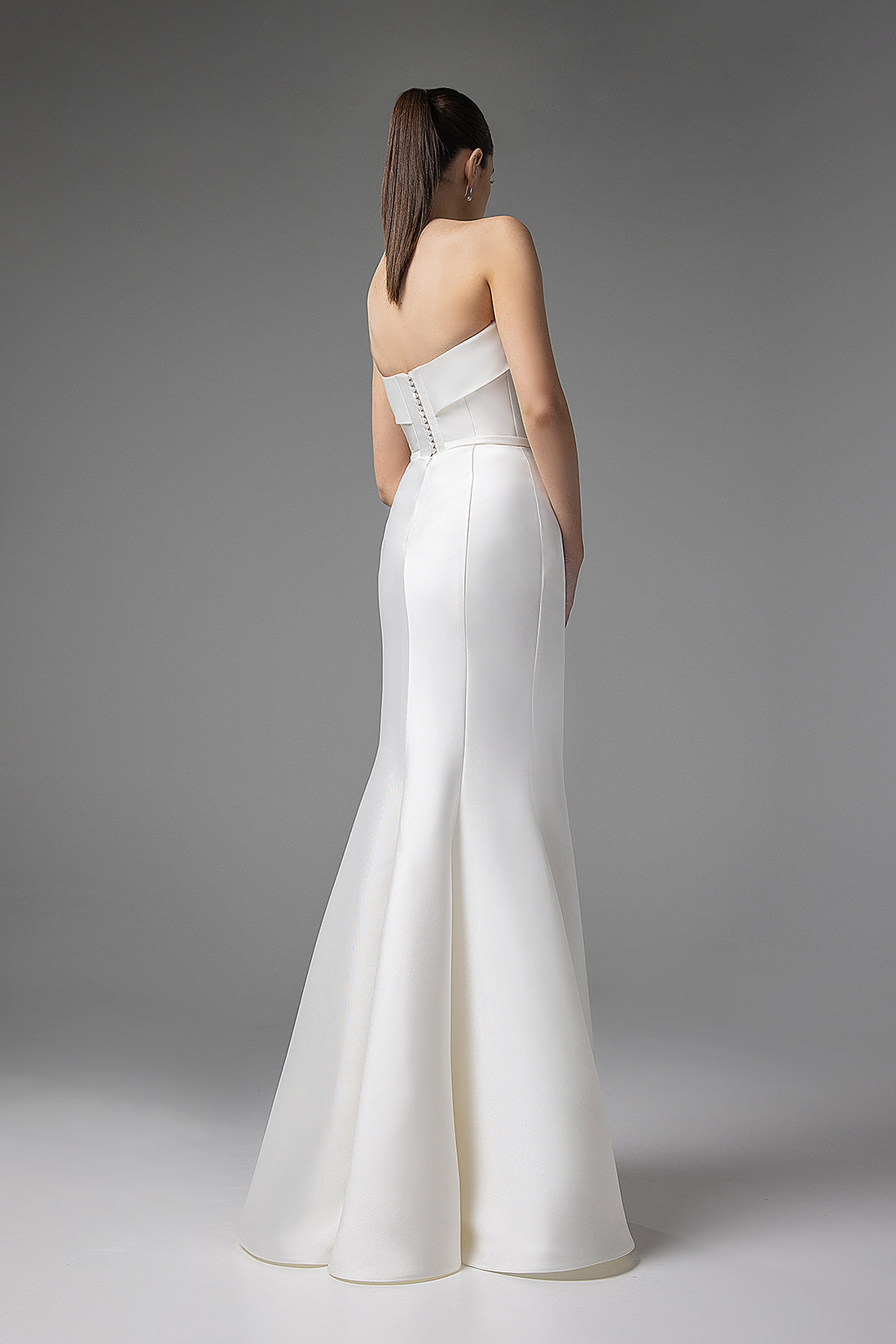 Modern Strapless Mermaid Silhouette Mikado Wedding Dress Gala