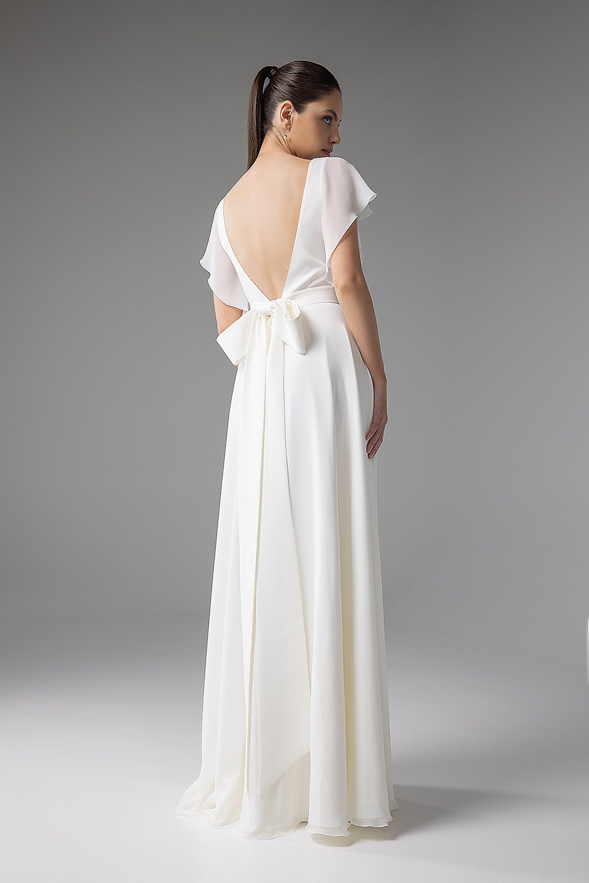white long dress with open back Crepe Wedding Bess Custom (14-18 US, 46-50 EU) / Ivory UPC:UPCO Floor length ✨Fashion Hacks Part 1. brand_ANNE_KLEIN