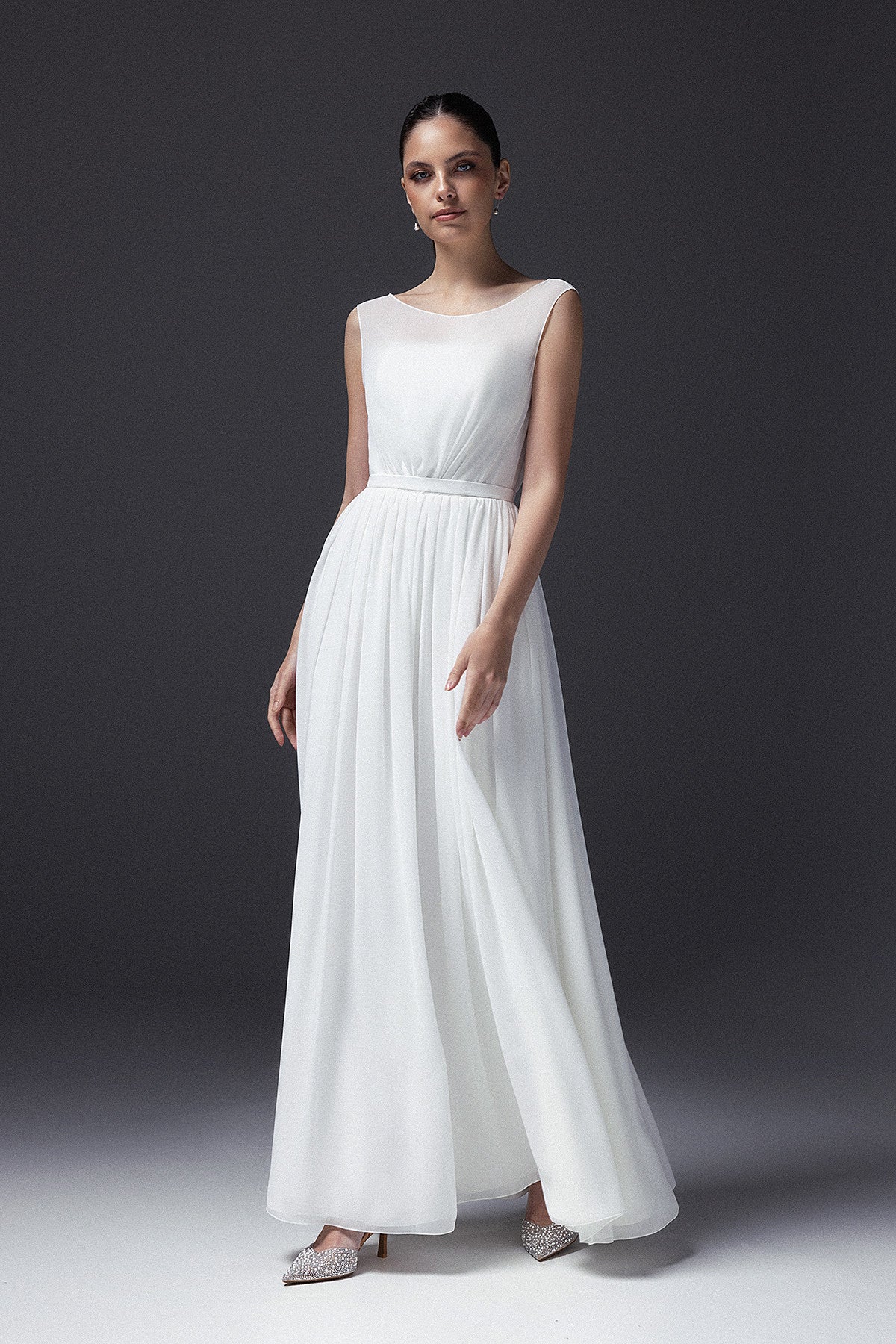 MINIMALIST BOAT NECK CHIFFON WEDDING DRESS AVELINA