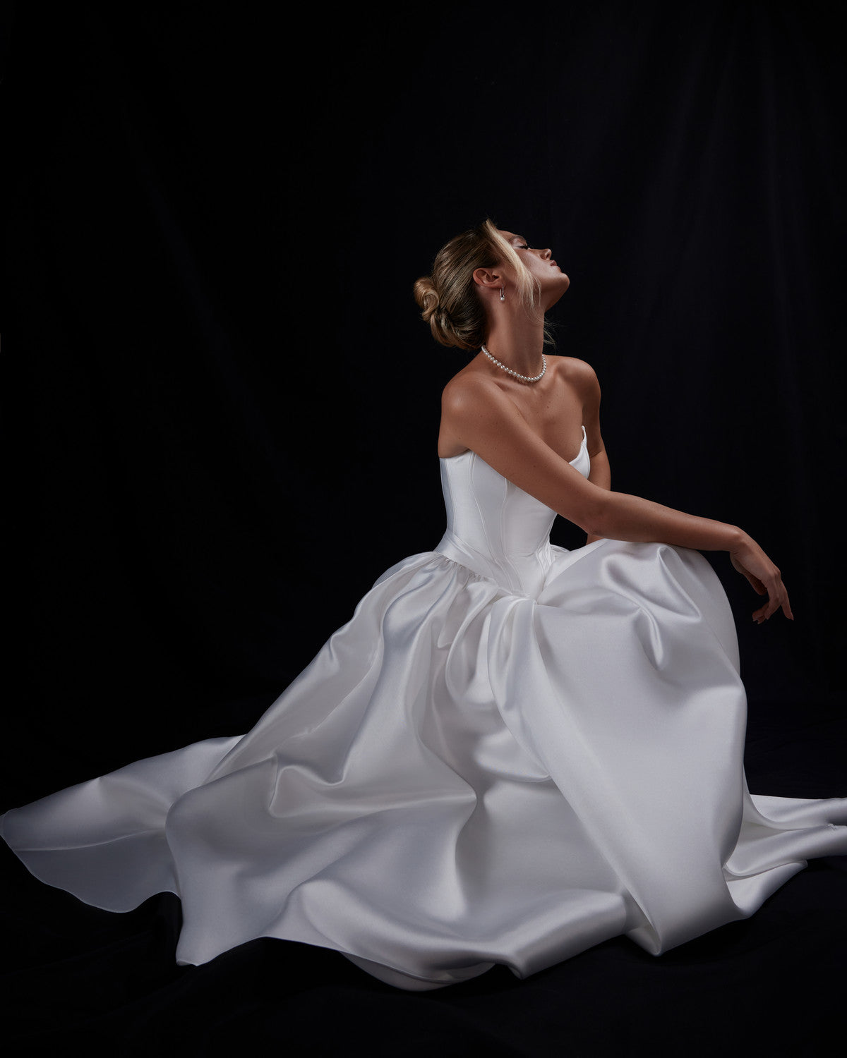 Drop Waist Strapless Mikado Princess Wedding Dress Faith 18 US (50 EU) / Off-white Drop Waist Strapless Mikado Princess Wedding Dress Faith 18 US (50 EU) / Off-white
