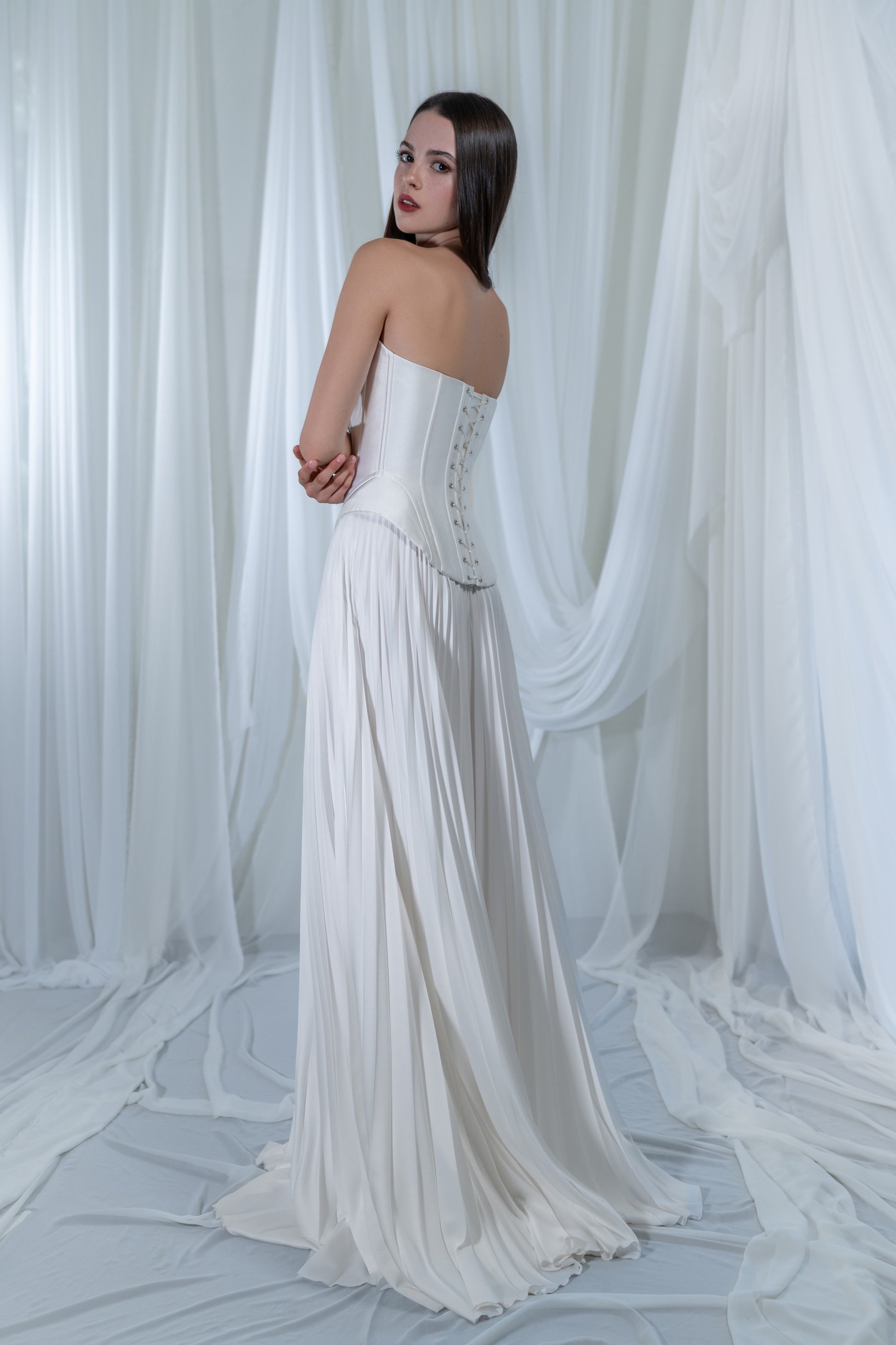 Flowy Ethereal Two Piece Wedding Dress Ellora | Pleated Silk Skirt & Mikado Strapless Corset 12 US (44 EU) / Off-white Flowy Ethereal Two Piece Wedding Dress Ellora | Pleated Silk Skirt & Mikado Strapless Corset 12 US (44 EU) / Off-white