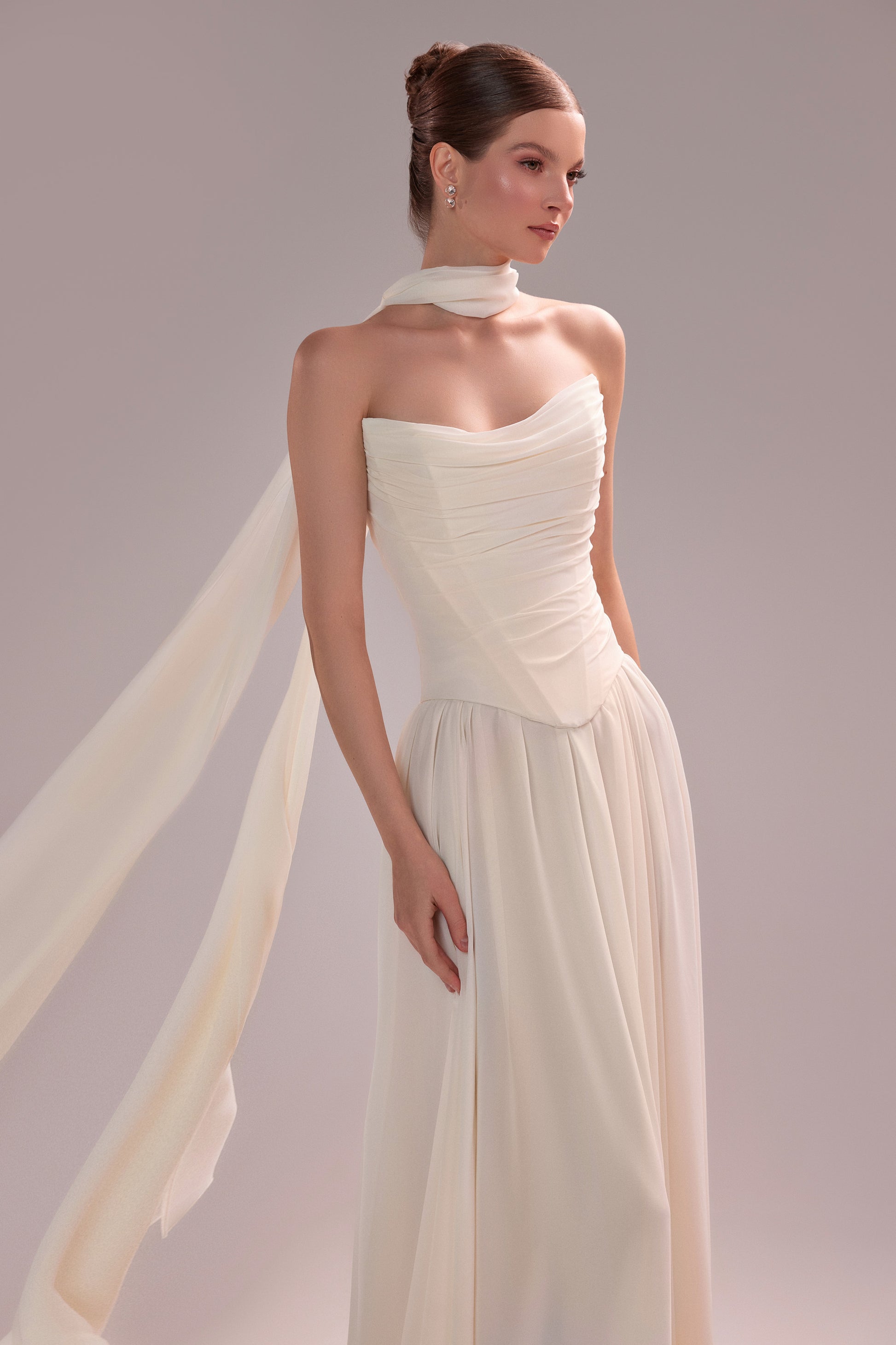 chiffon corset wedding dress Wedding Dress 2026 Ivory Spaghetti Straps Chapel Train Satin Chiffon