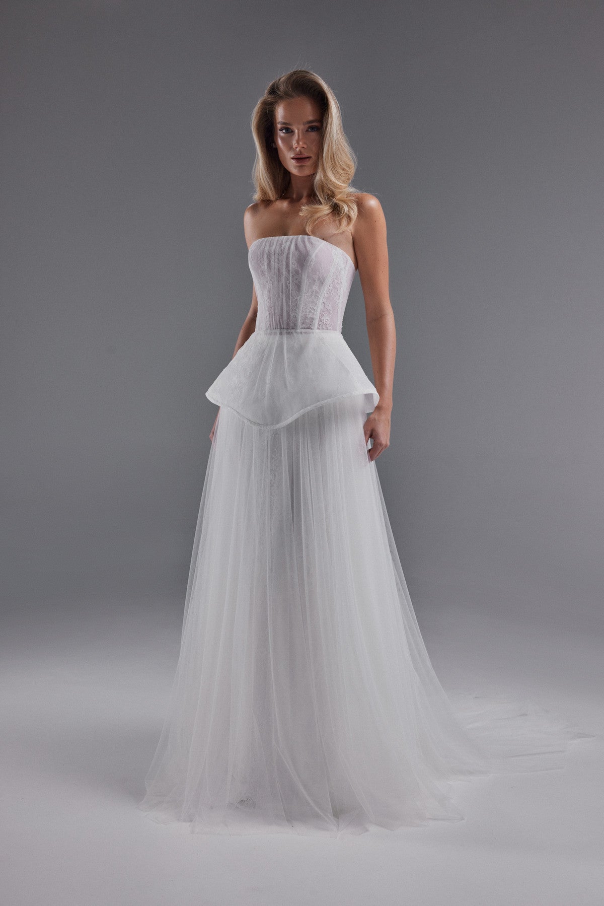 Basque Waist Lace Corset and Skirt With Cathedral Train Alla Custom (Plus Size) / Off-white