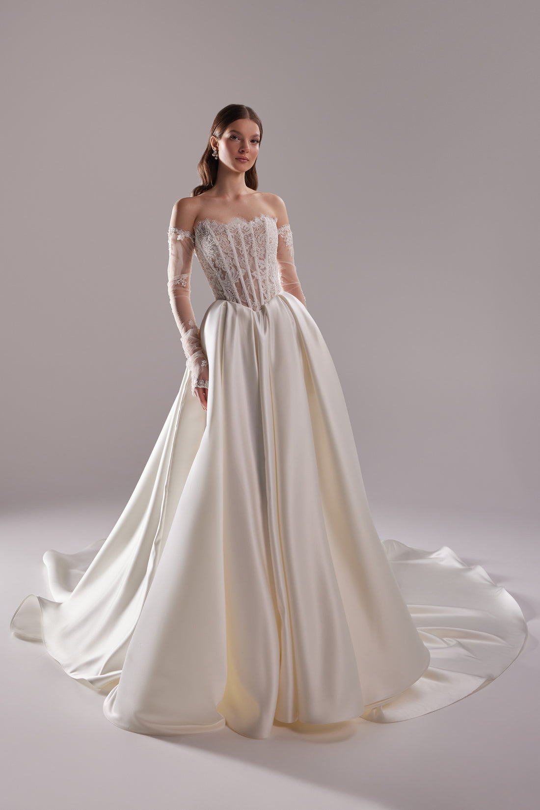 Detachable Chantilly Lace Sleeves