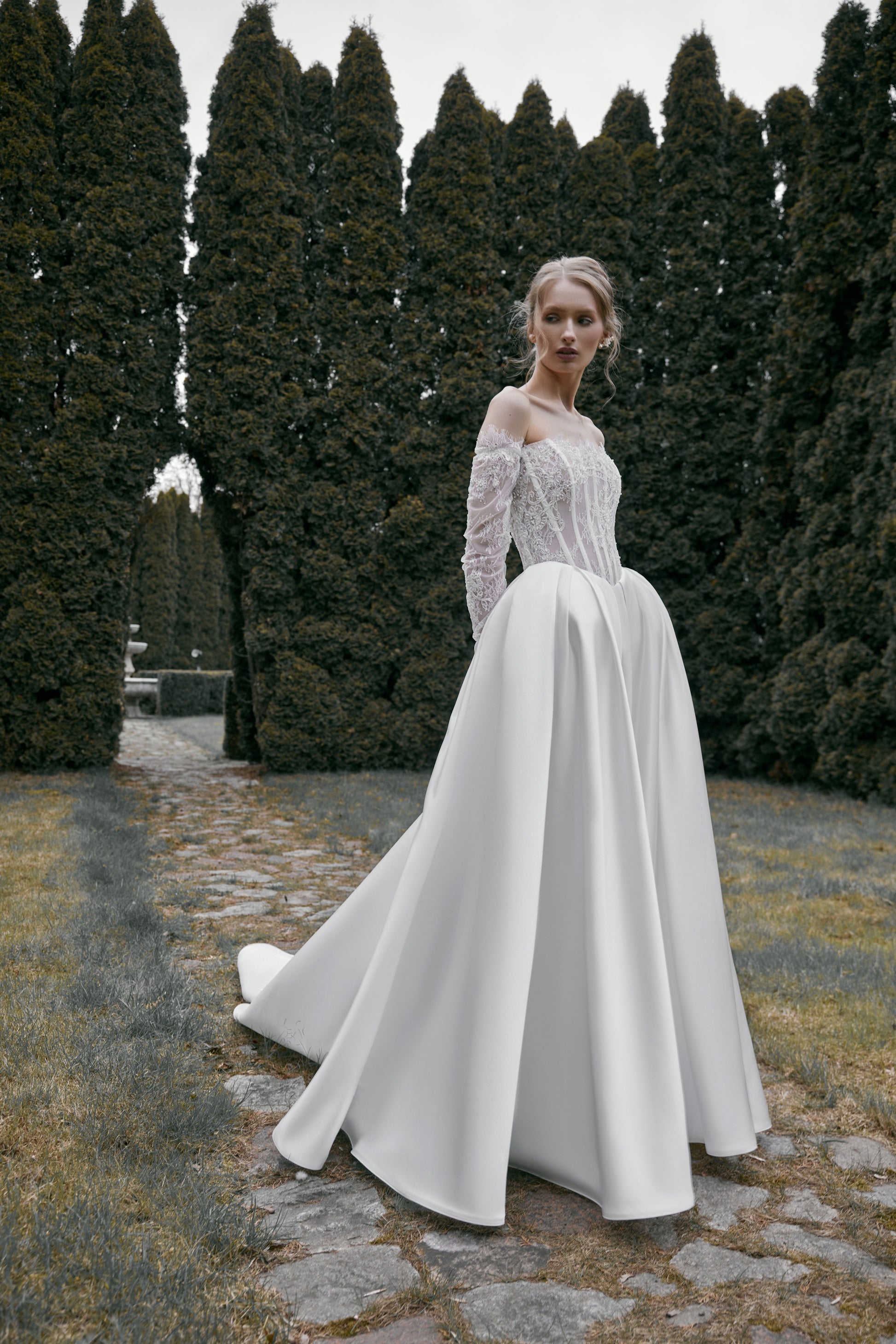 wedding dress lace with train A-line Cathedral Train Royal Lace Wedding Dresses with 3/4 Sleeves SWD0044