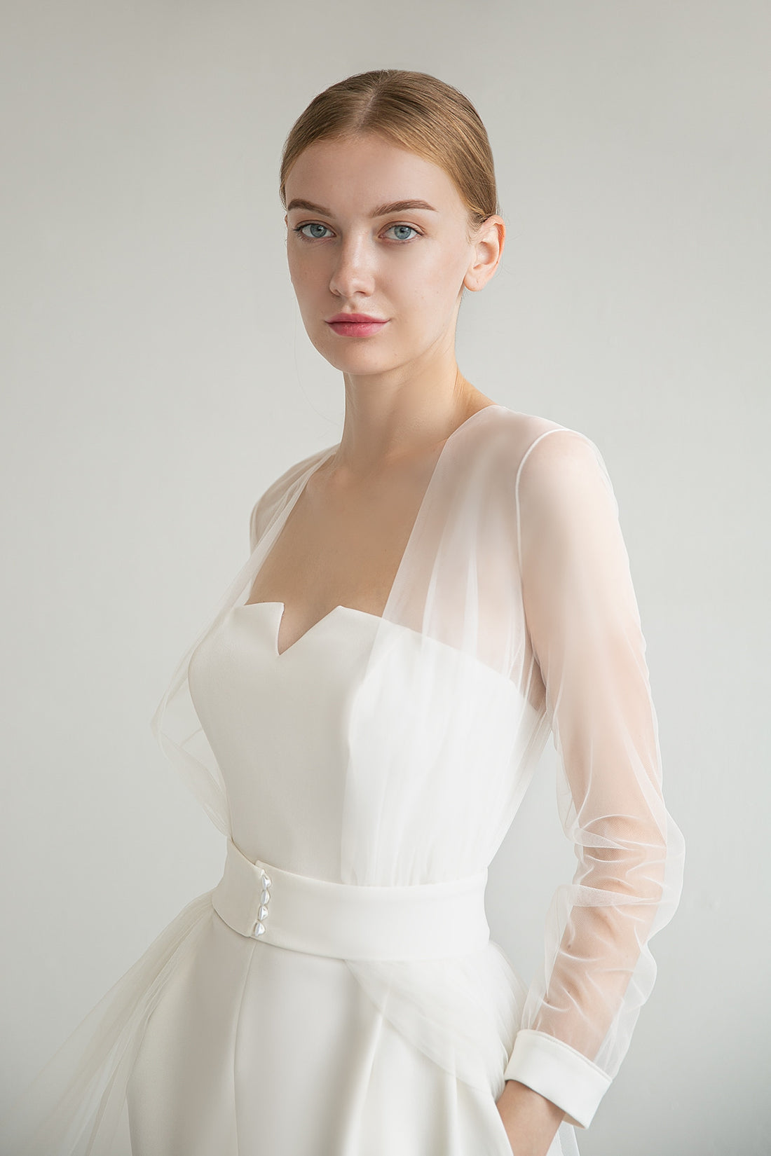 Bridal Jumpsuit With Long Sleeve Cape Donna