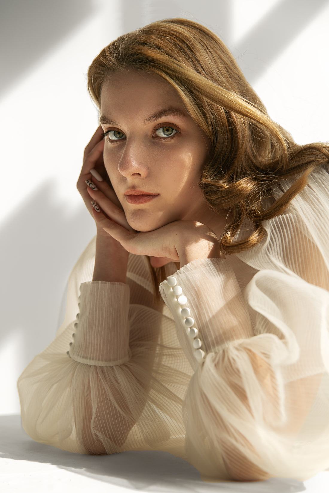 Pleated Tulle Detachable Bishop Sleeves