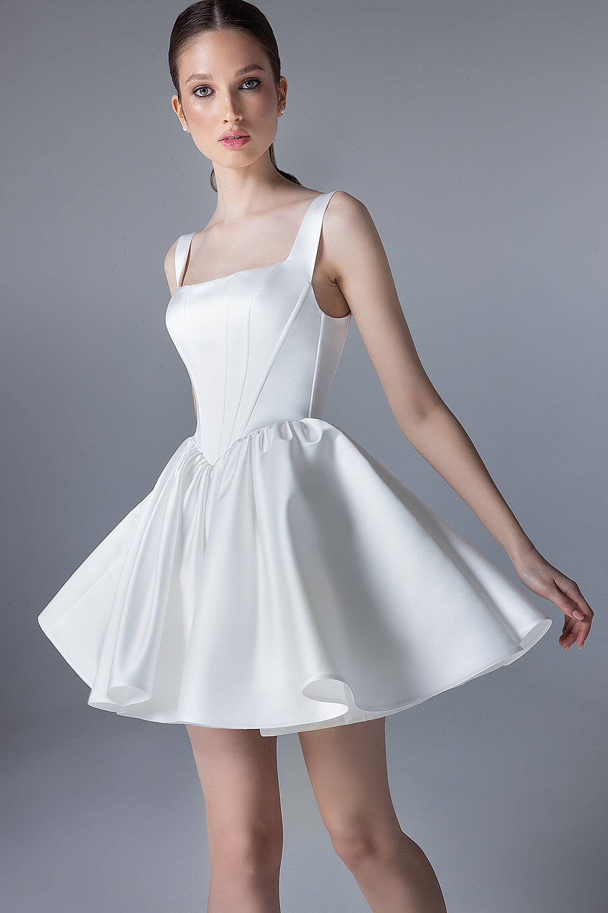 Short Satin Dress With Basque Waist And Square Neck Casia Mini